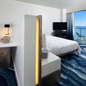 Mega King Room